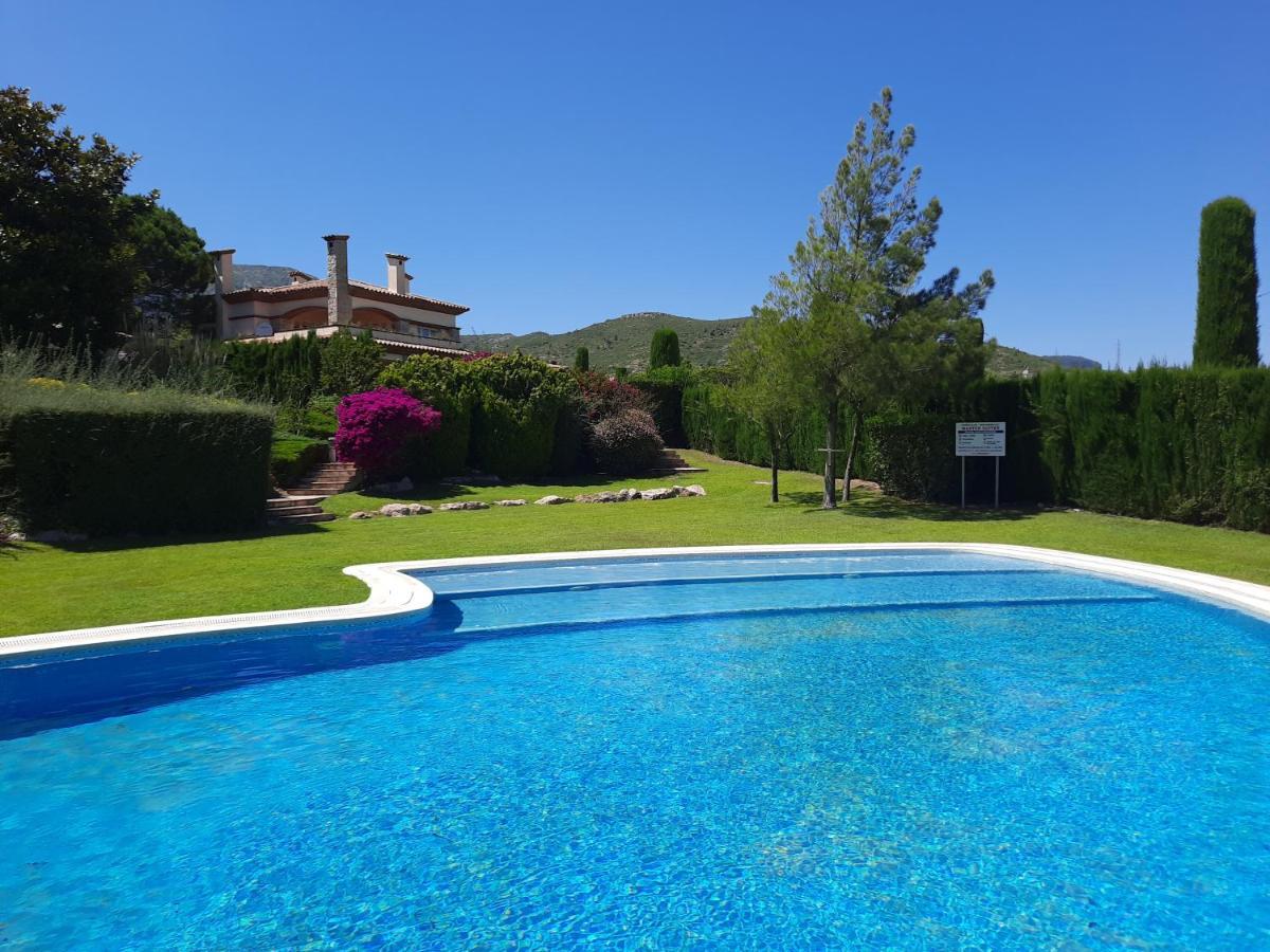 Apartamento Vistas Golf Bonmont Bonmont Terres Noves エクステリア 写真
