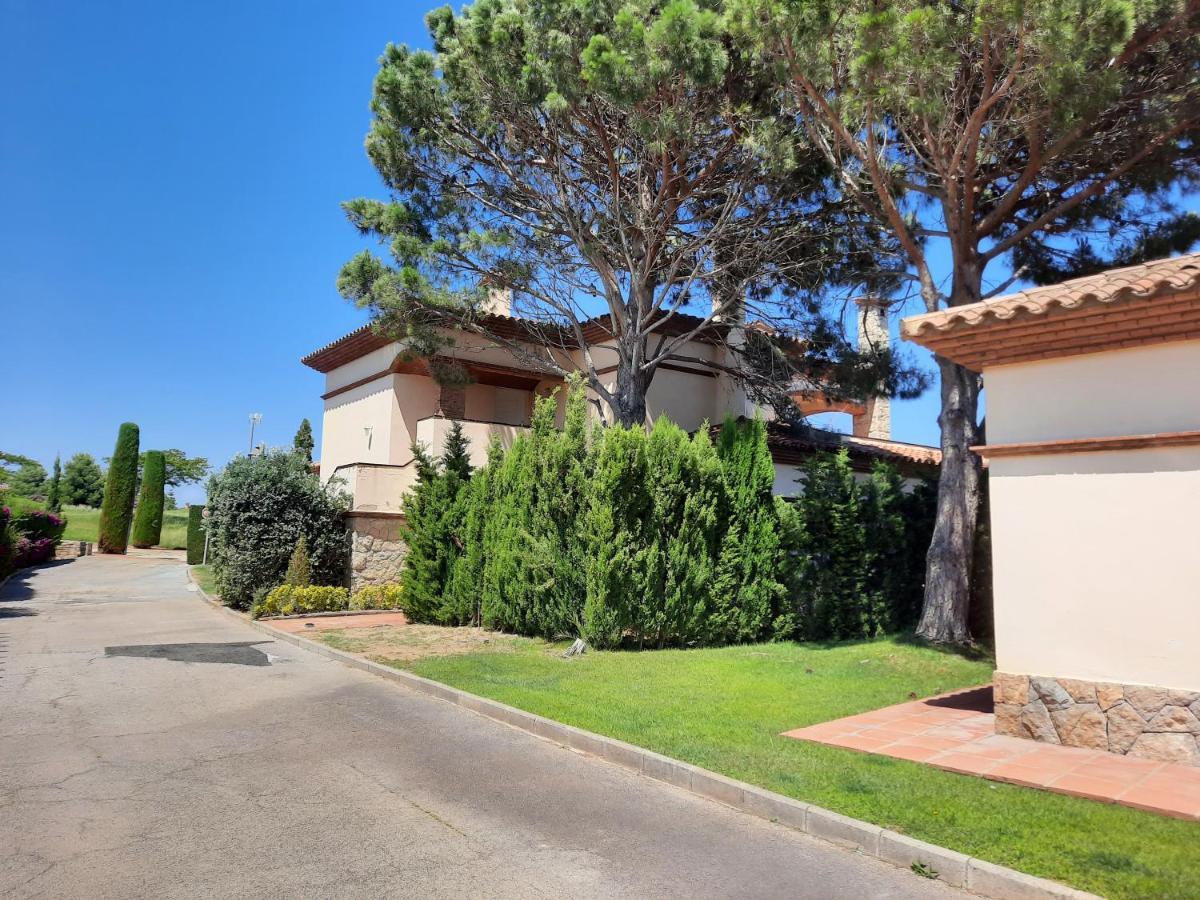 Apartamento Vistas Golf Bonmont Bonmont Terres Noves エクステリア 写真