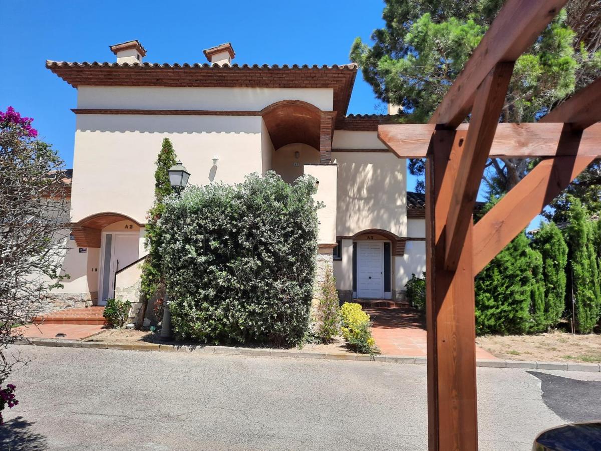 Apartamento Vistas Golf Bonmont Bonmont Terres Noves エクステリア 写真