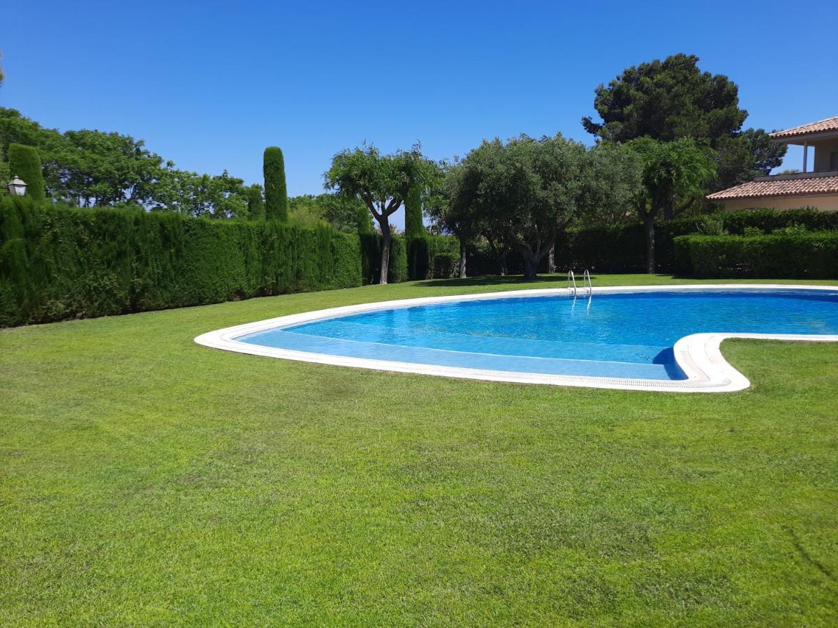 Apartamento Vistas Golf Bonmont Bonmont Terres Noves エクステリア 写真